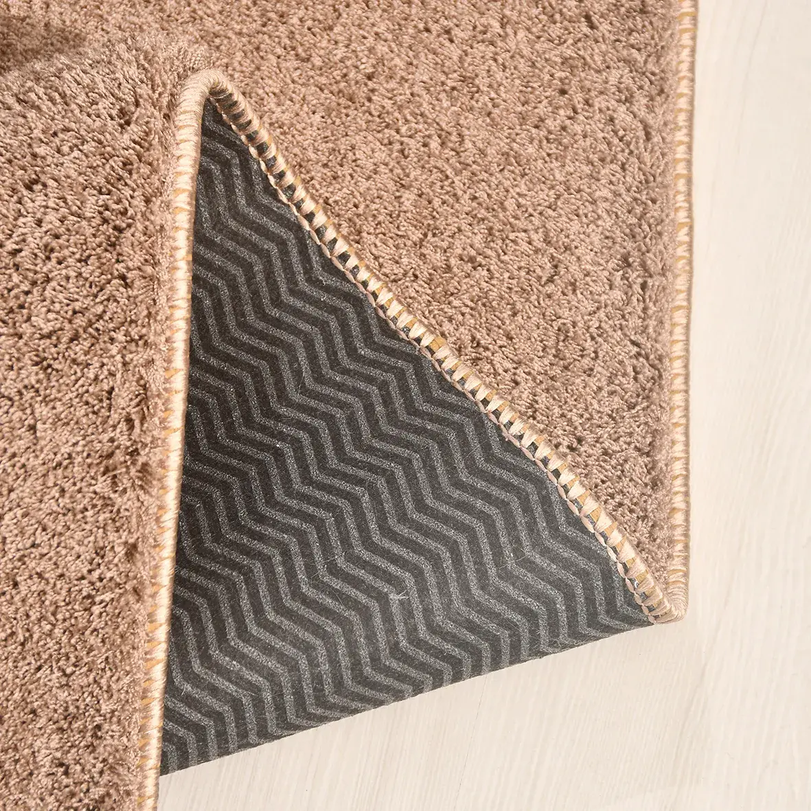 9027 03 KAHVE - POLYESTER PELUŞ