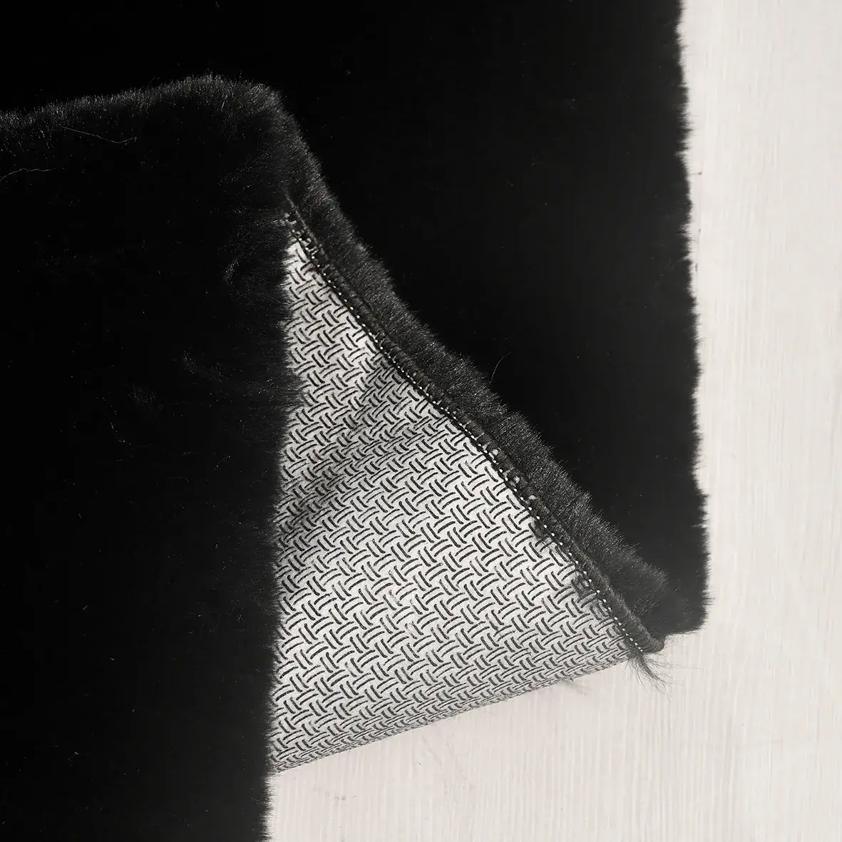 9029 05 SIYAH - POLYESTER PELUŞ