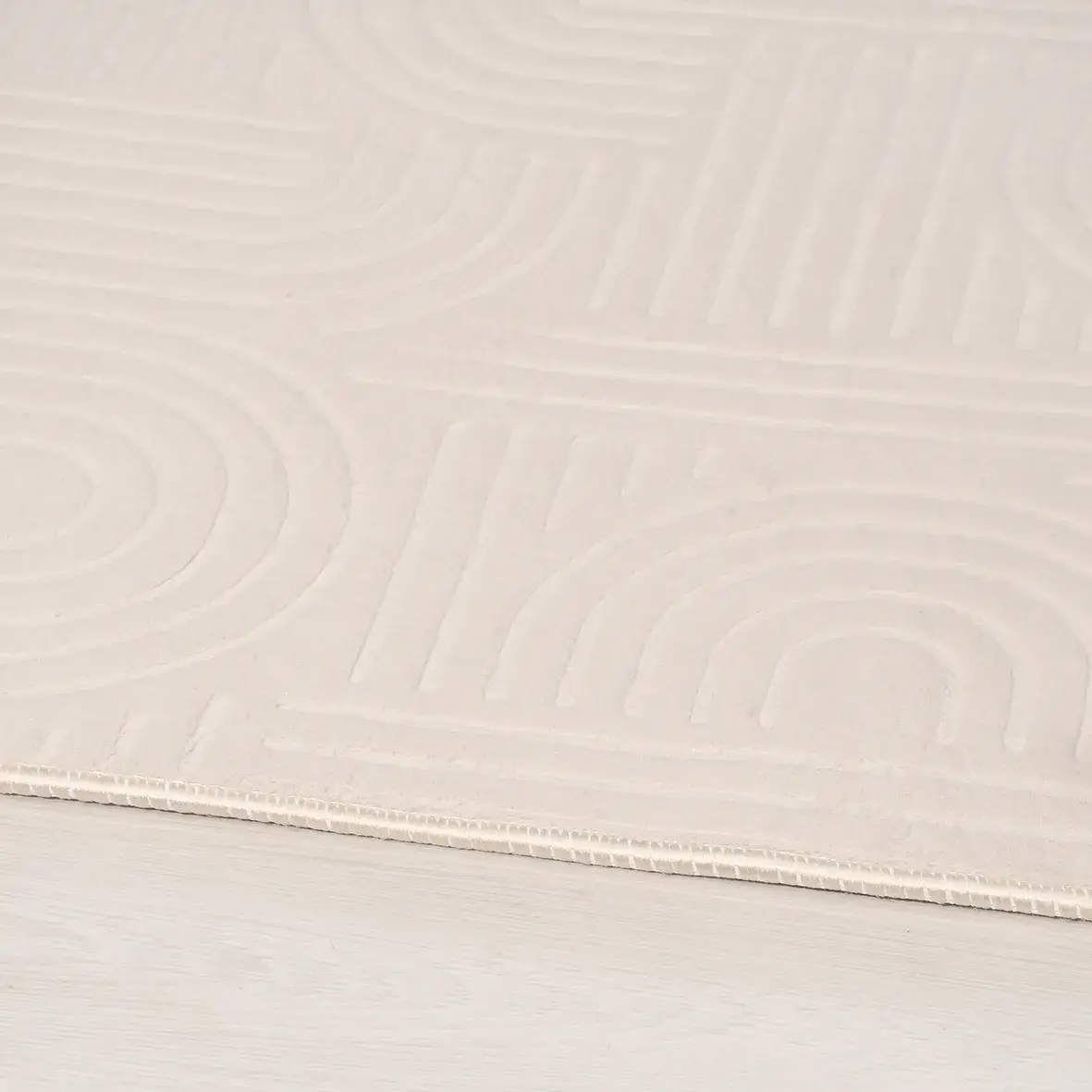 9035 04 BEYAZ - POLYESTER MAKINA HALISI